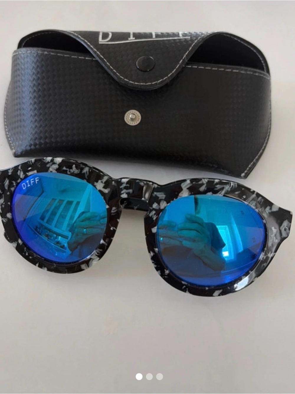 Men’s Blue Mirrored Round Sunglasses with Black/White Frame